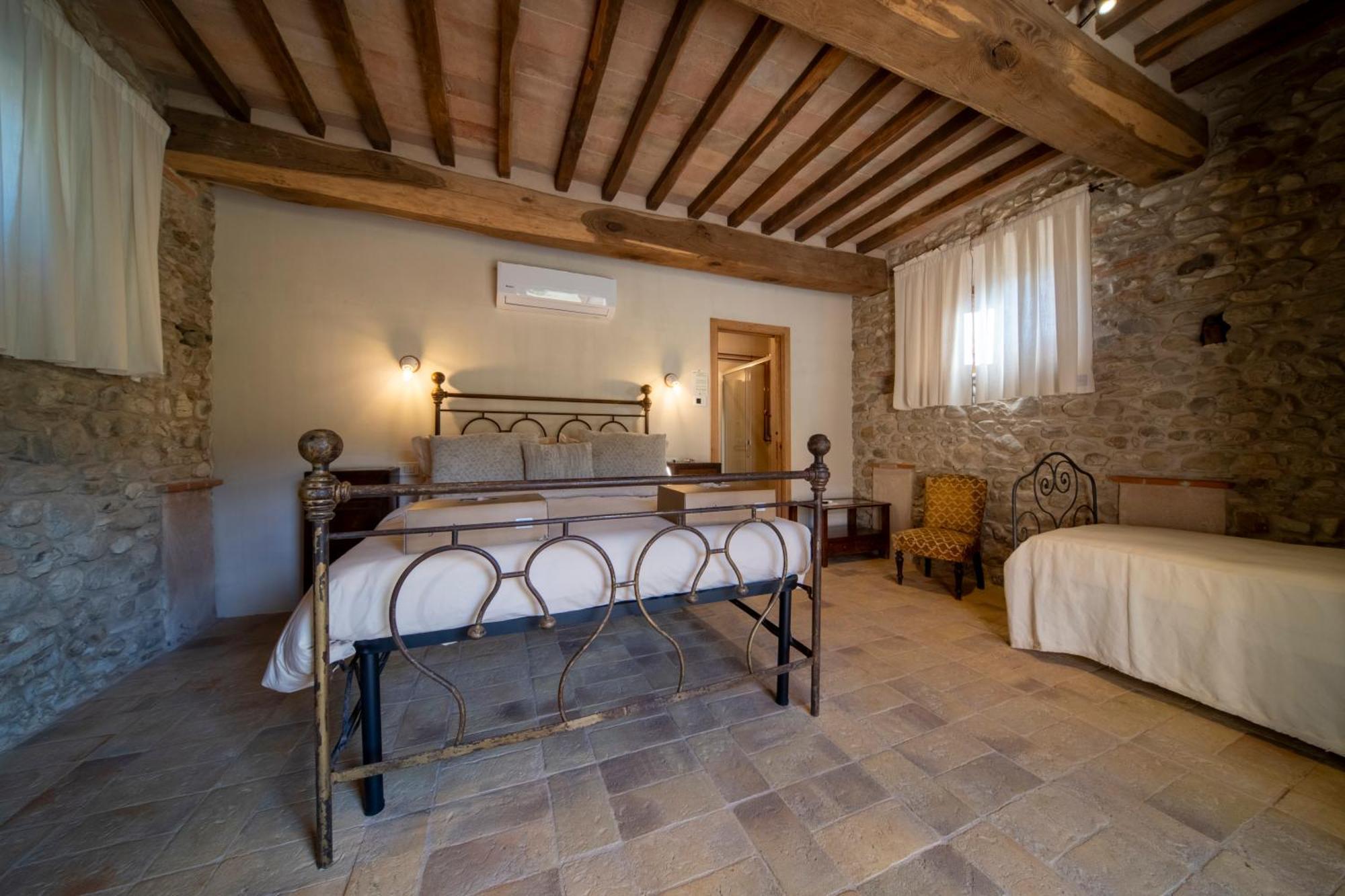 Agriturismo Podere Tovari Anghiari Exterior foto