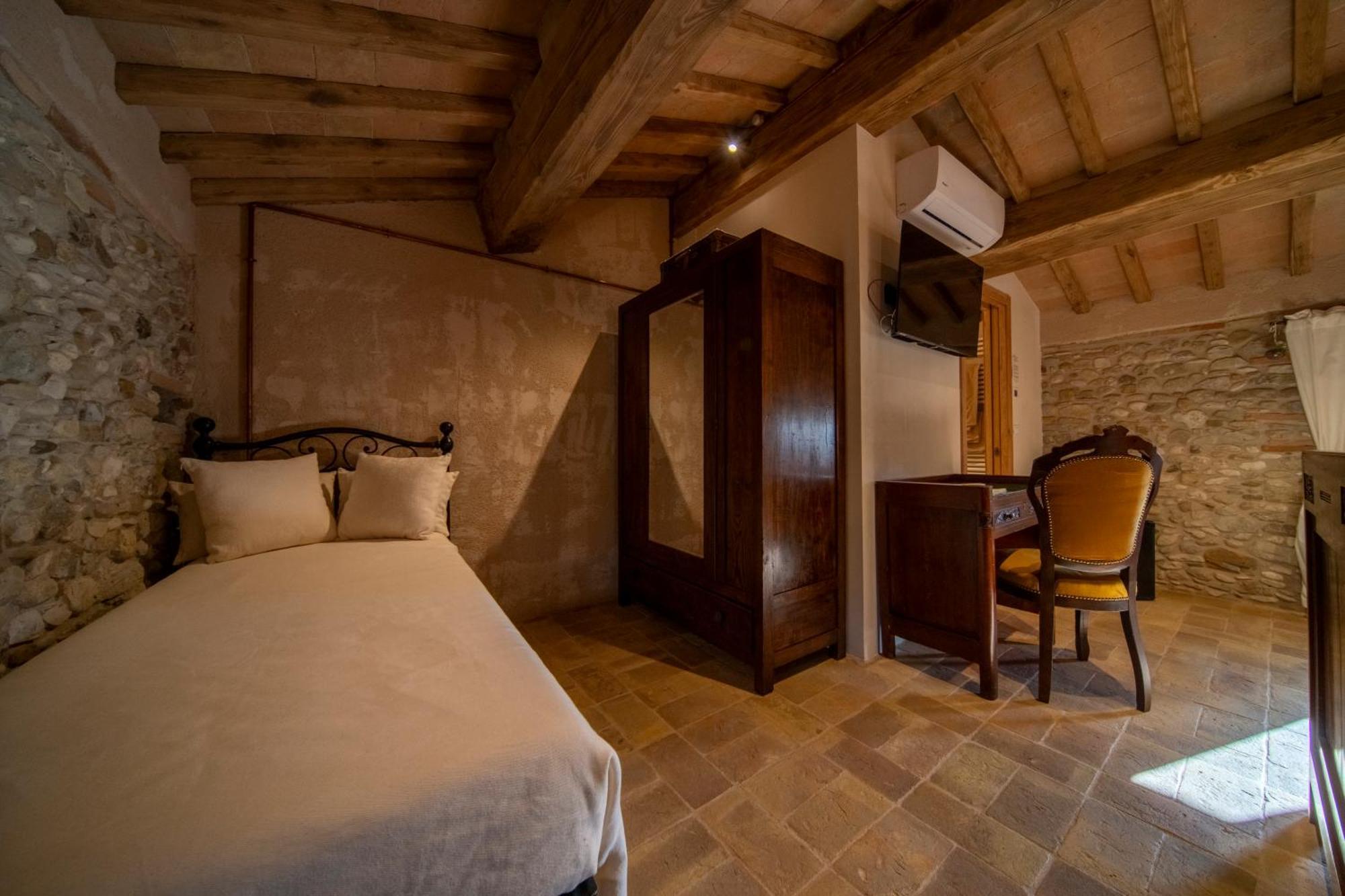 Agriturismo Podere Tovari Anghiari Exterior foto